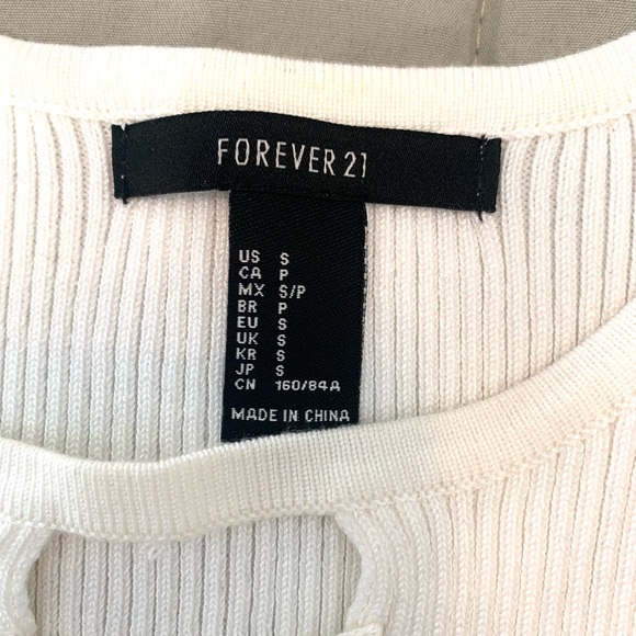 Forever 21 white crop top, size S - Picture 3 of 4